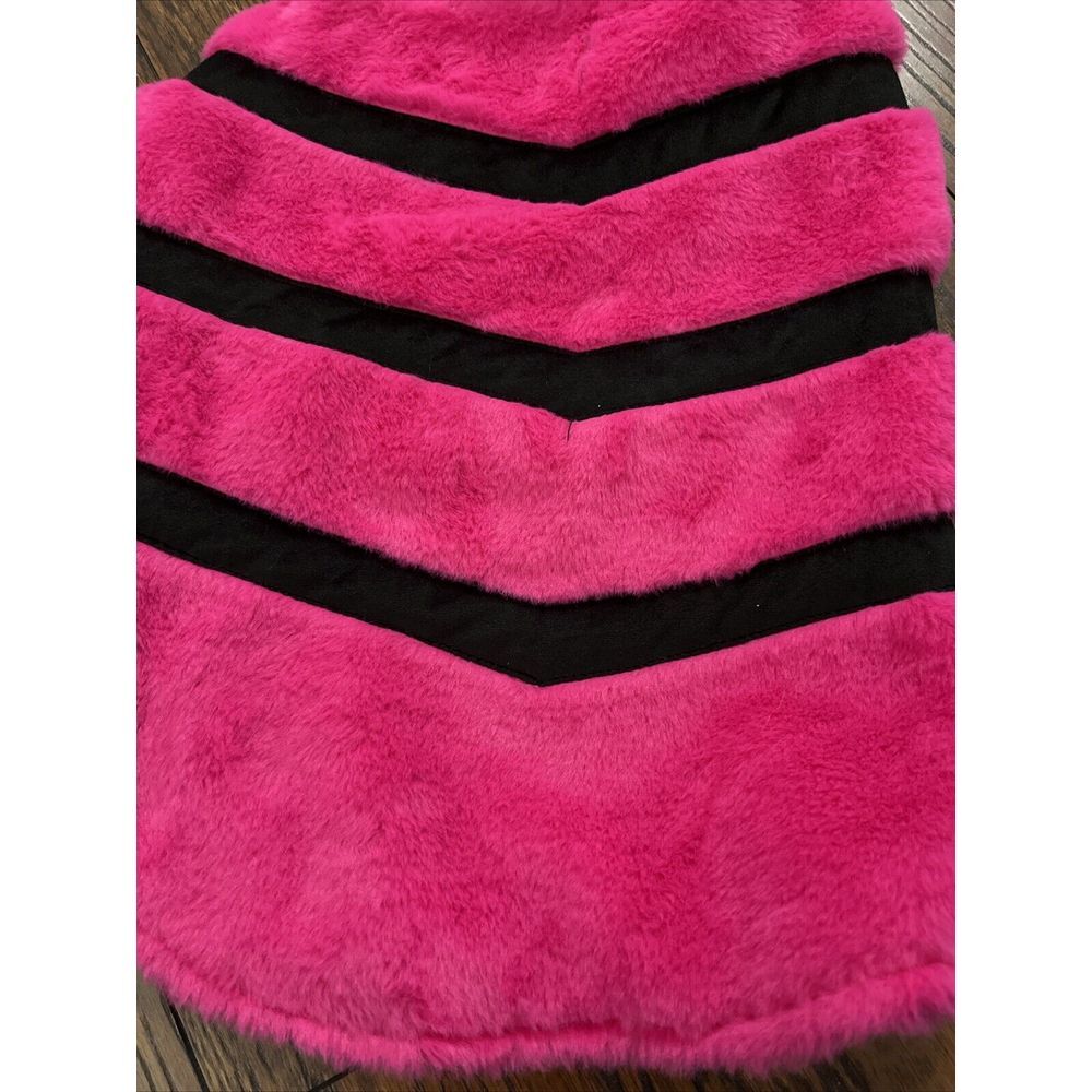 Berkshire Pet Pink Black V Striped Faux Fur Dog Coat Satin Lined Medium - Picture 2 of 10